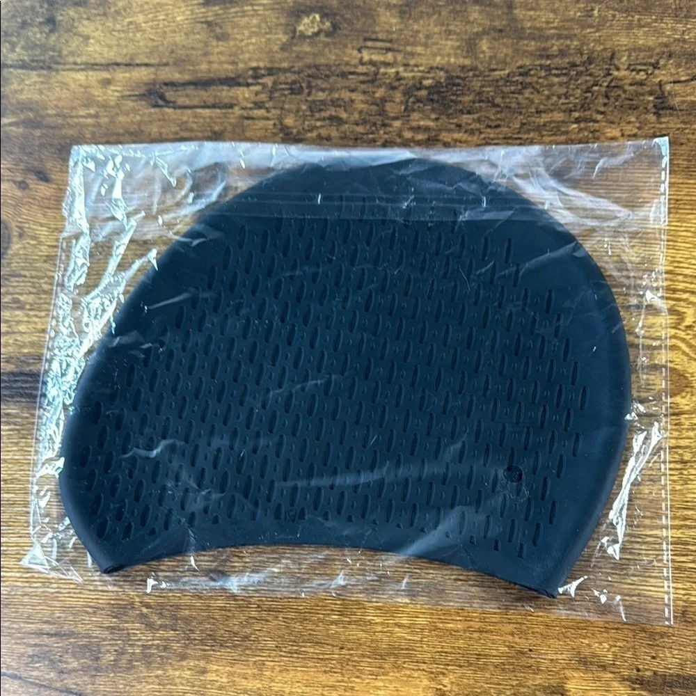 NWT Swim Waterproof Hair Black Cap Non-Slip Grip Pad